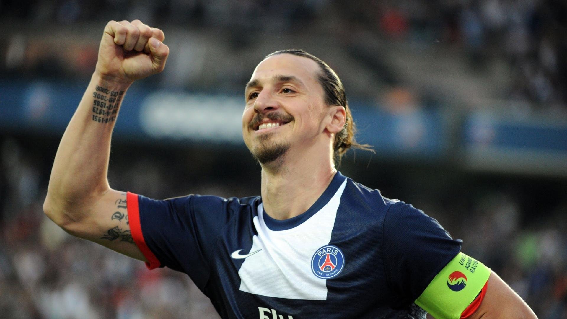 深度战术分析，揭秘冠军球队的制胜密码